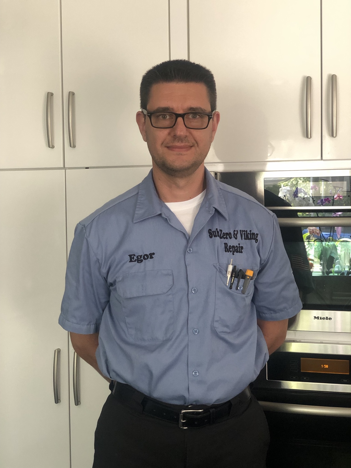 Egor, owner and appliance repair technician
