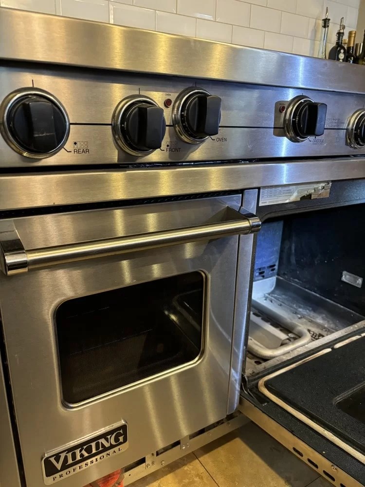 Viking professional range during service